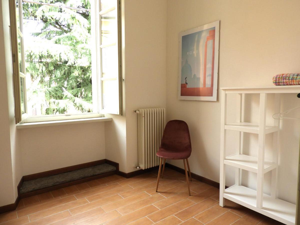 Villa Maghetti - Modernized Flat In Historic Palazzo In The Center Of Luino Kültér fotó