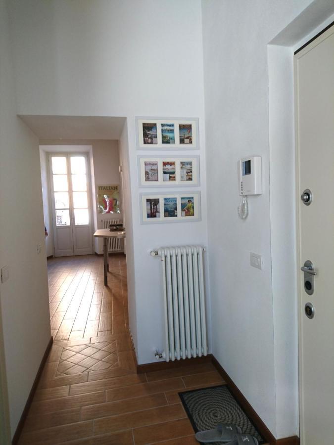 Villa Maghetti - Modernized Flat In Historic Palazzo In The Center Of Luino Kültér fotó